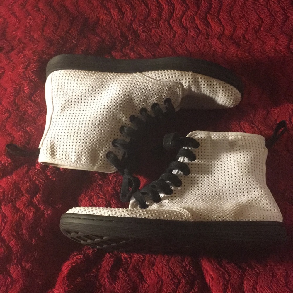 Fashionable White Woven Dr. Martens!!